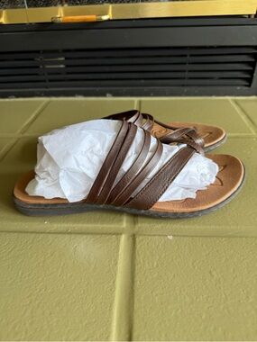 b.o.c. Alisha Sandals Brown Women’s Size 10